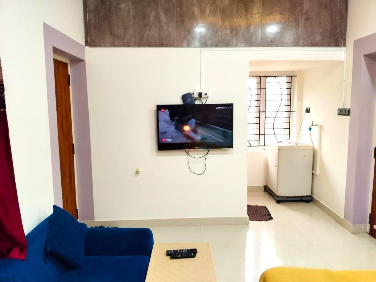 Asshappystayinn Hotel Tiruchirappalli Exterior foto